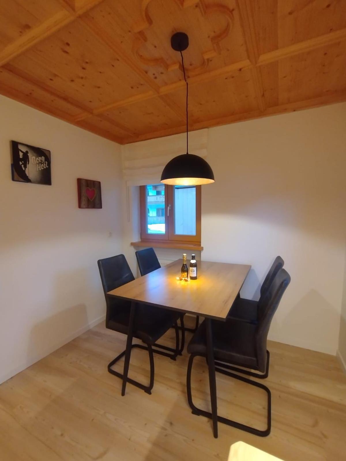 Ferienwohnung Bergzauber Kruen エクステリア 写真